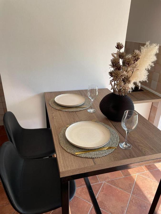 Leone Apartments With Free Parking Πούλα Εξωτερικό φωτογραφία